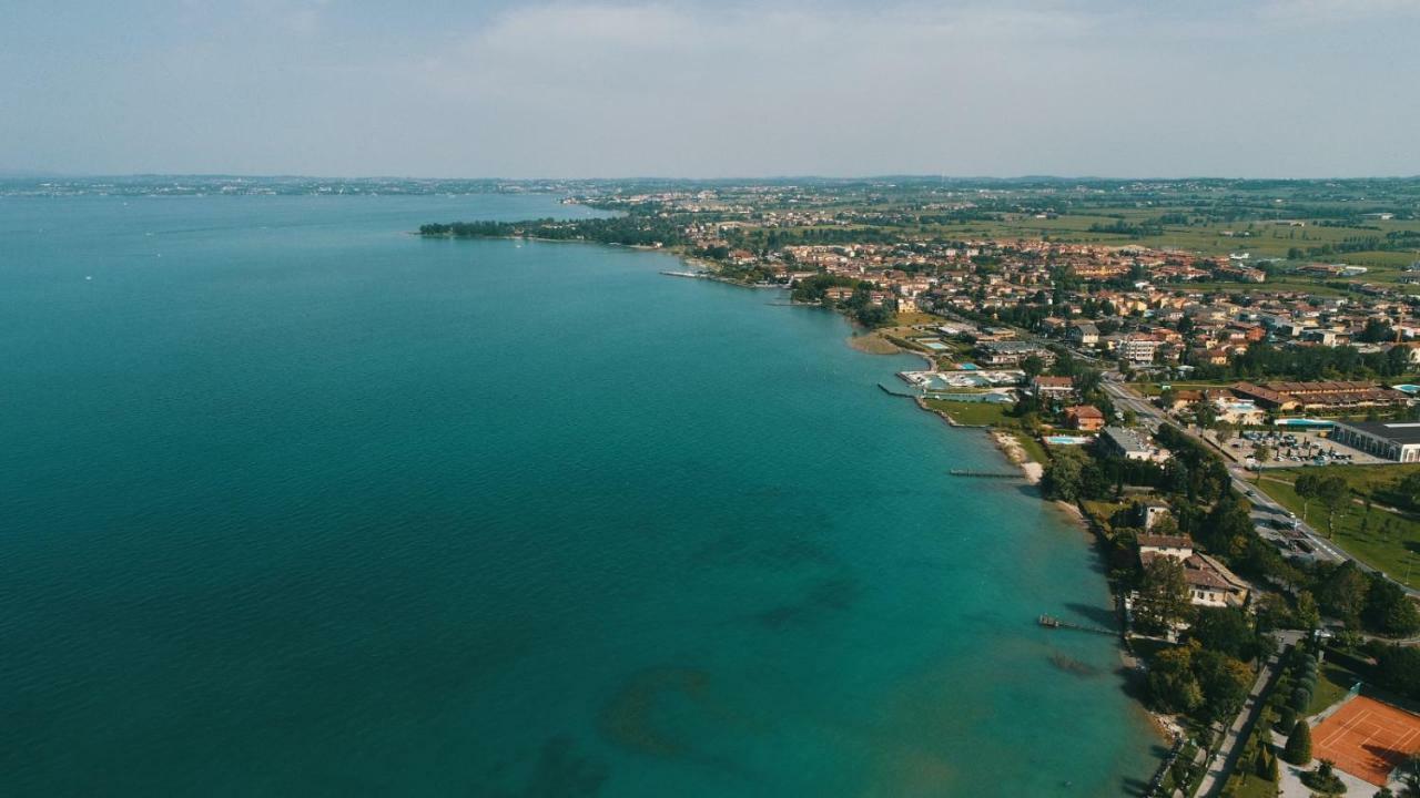 Residence Poggio Al Lago Sirmione Luaran gambar